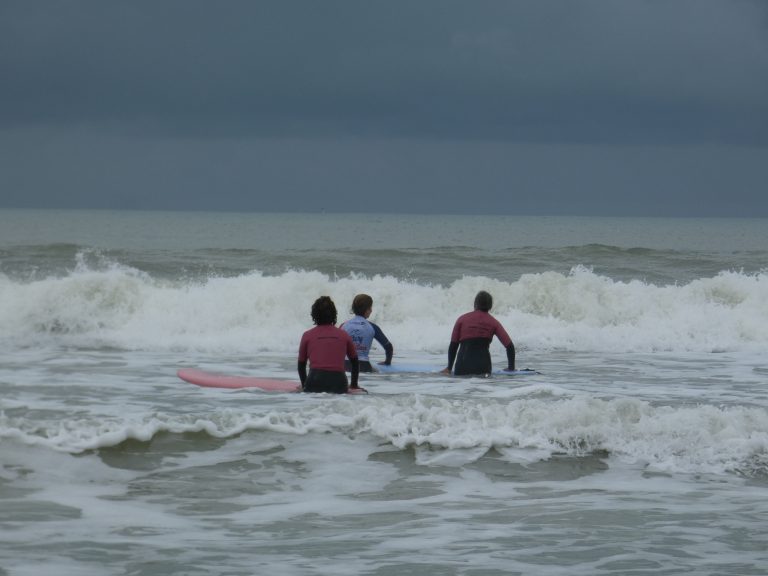 cours de surf santé à longeville sur mer.